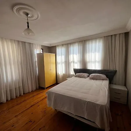 Seafront 3 Bedrooms, 1 Living Room, Private Pool In Villa Alanya