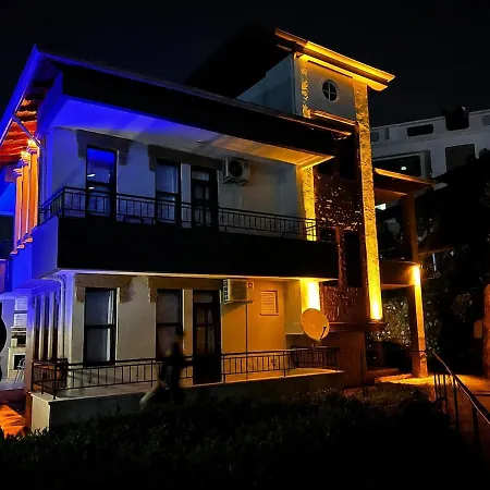 Seafront 3 Bedrooms, 1 Living Room, Private Pool In Villa